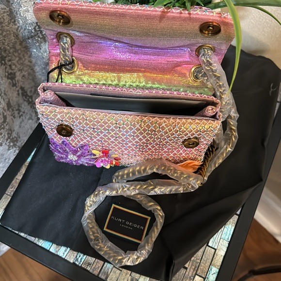 🌹🌹🌹Kurt Geiger London Mini Kensington Soft Convertible Crossbody Bag🌹🌹🌹 - Picture 17 of 17